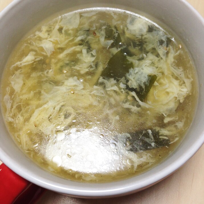 とろっと卵とワカメの中華スープ